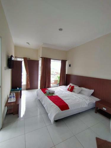 Maulana Hills Syariah Hotel