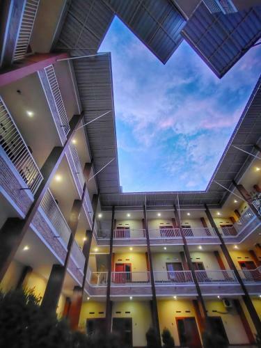 Hotel Cahayu Sumbersari Syariah By Innapps