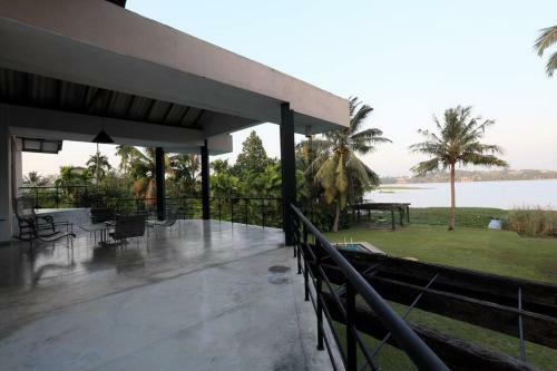 Villa S?rya Bolgoda Lake