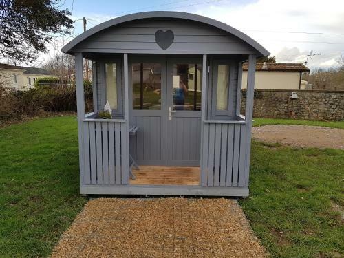 Acorn Camping And Caravan Park