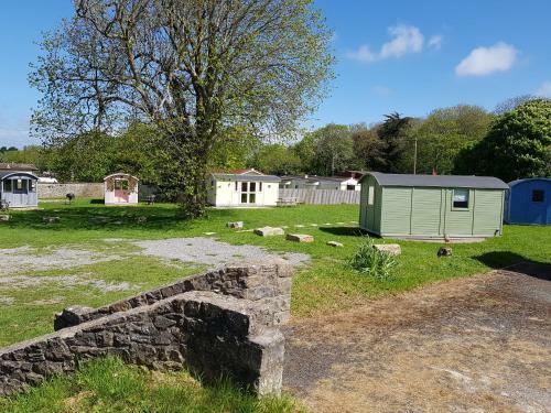 Acorn Camping And Caravan Park