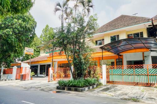Oyo 3956 Hotel Palem 2