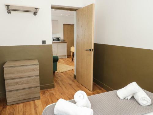 Apartment 3