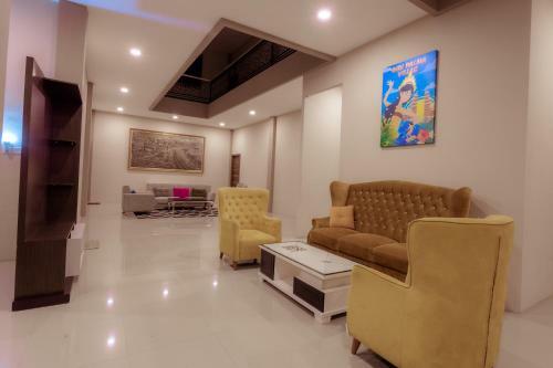 Giri Palma Hotel By Ecommerceloka