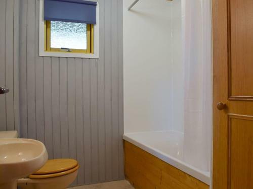Loch Earn View Lodge