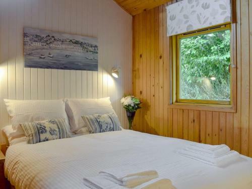 Loch Earn View Lodge