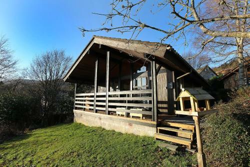Cosy Modern Nordic Lodge W/ Loch View & Log Burner