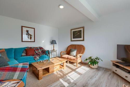 Dalveich Cottage W Hot Tub & Stunning Views