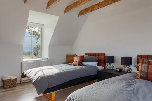 Dalveich Cottage W Hot Tub & Stunning Views
