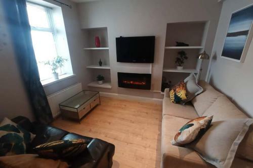 Argyle House, 10 Minute Walk From City Centre