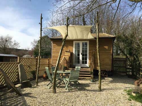 Lodge The Hut@dinnington