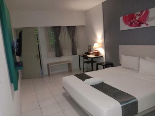 Hostal De-lima Guest House & Cafe