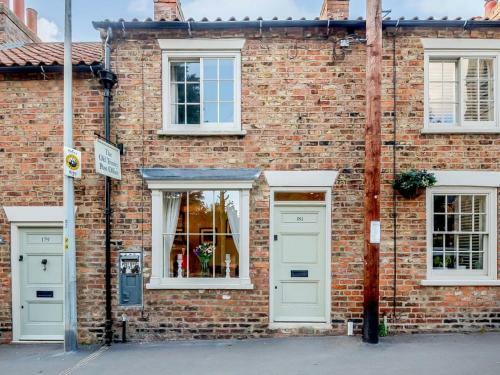 Eastgate Cottage