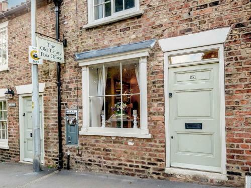Eastgate Cottage