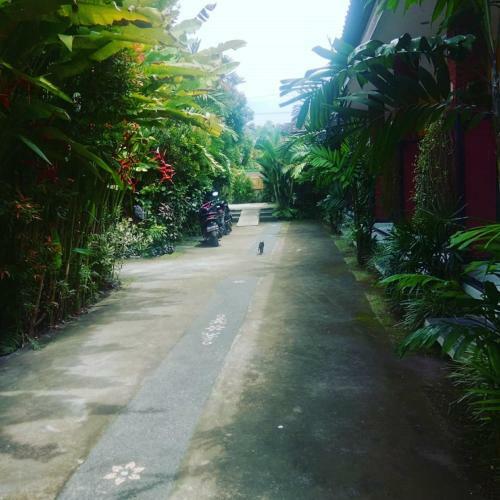 Hotel Oyo 90547 Pondok Saren Anyar