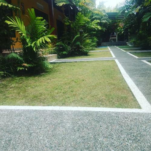 Hotel Oyo 90547 Pondok Saren Anyar