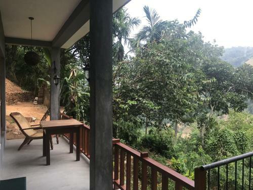 Bed & Breakfast Raveena Guest House