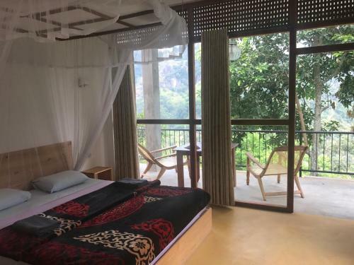 Bed & Breakfast Raveena Guest House