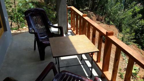 Bed & Breakfast Raveena Guest House