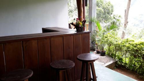 Bed & Breakfast Raveena Guest House