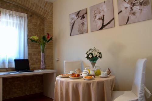 Il Portico Hotel & Resort