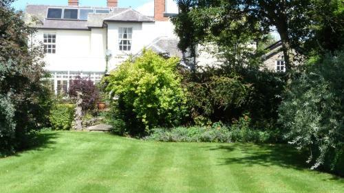 The Old Vicarage Self-contained Apartments