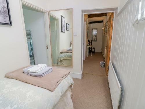 2 Ebor Mews