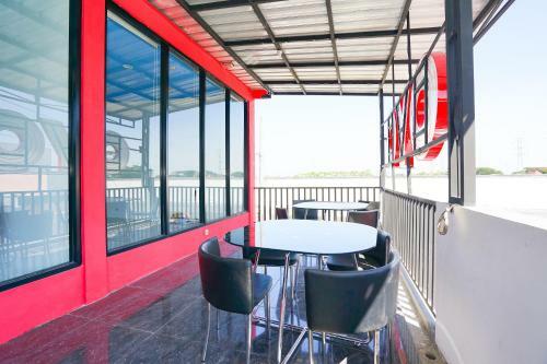 Hotel Oyo 877 Bypass Town Square