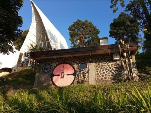 Jaden Hotel & Resort
