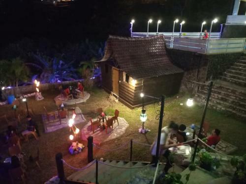 Jaden Hotel & Resort