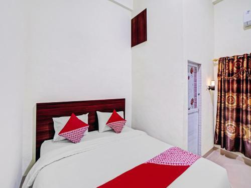 Hotel Oyo 90500 Teratai Residence