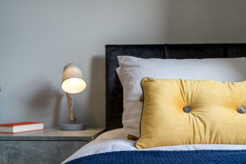 Apartamento The Stunning Luton Abode - Sleeps 7