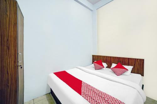 Hotel Oyo 90515 Indah Guest House