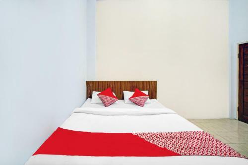 Hotel Oyo 90515 Indah Guest House