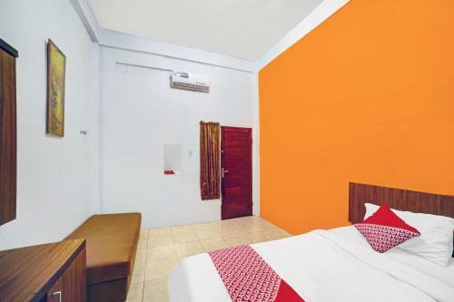 Hotel Oyo 90515 Indah Guest House