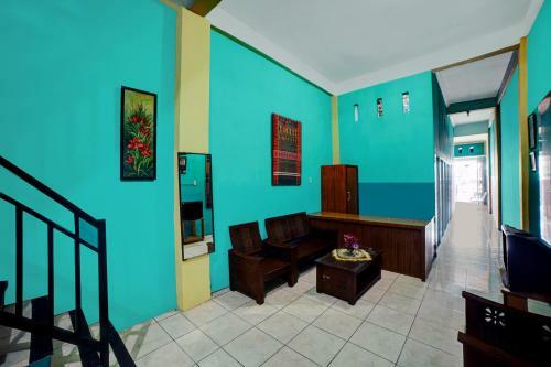 Hotel Oyo 90515 Indah Guest House