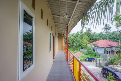 Hotel Oyo Life 2739 Pondok Nadila