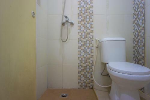 Hotel Oyo Life 2366 Gatsu Kost