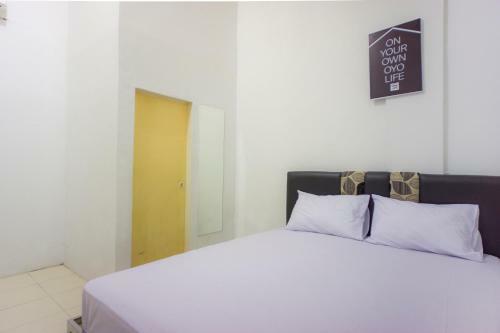 Hotel Oyo Life 2366 Gatsu Kost