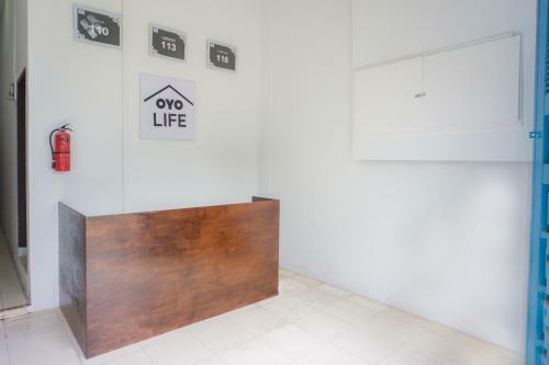 Hotel Oyo Life 2366 Gatsu Kost
