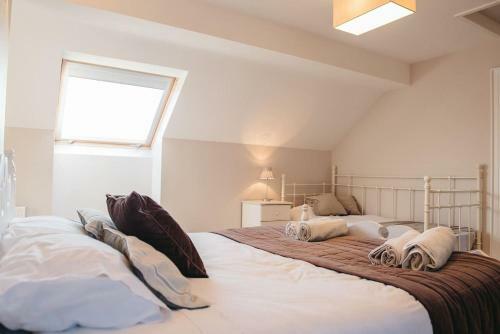 Hill House Apartment