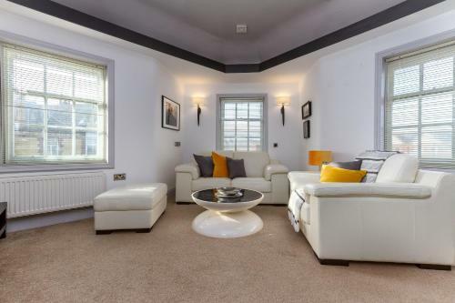 Charles Alexander Short Stay - The Old Bank Apartments
