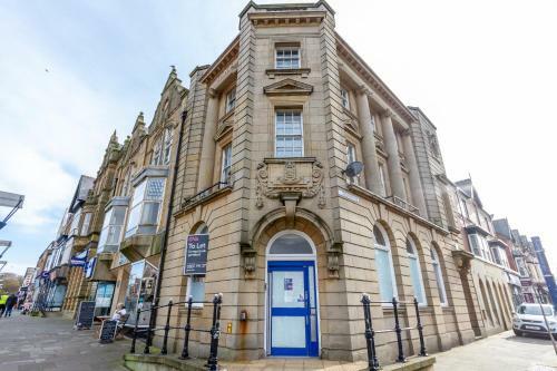 Charles Alexander Short Stay - The Old Bank Apartments