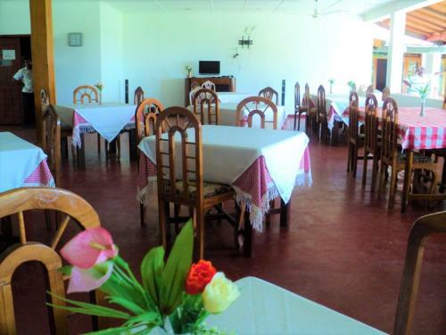 Hotel White Sand Beach Nilaveli