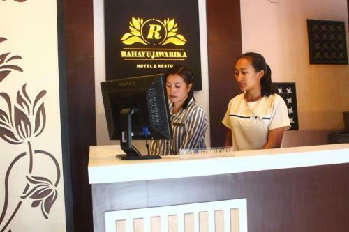 Hotel Rahayu Jawarika Bromo