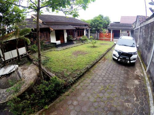 Garden Yard Homestay Jogja