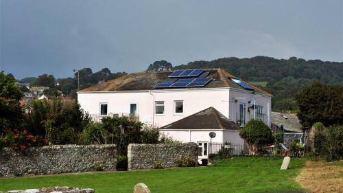1 Church Cliff Apartments