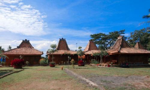 Villa Riverisde Kalijeruk