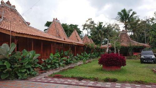 Villa Riverisde Kalijeruk