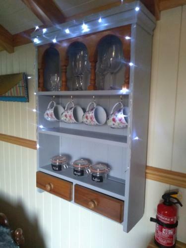 Glamping Malvern Shepherd Hut